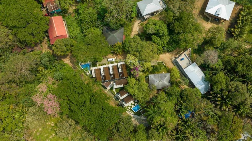 Cozy Beach Villa At The Shores 5 Minutes From The Beach ウェスト・エンド エクステリア 写真